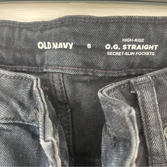 Old Navy NWT Distressed High-Rise O.G. Straight Leg Jeans w/ Secret-Slim Pockets - Picture 3 of 7